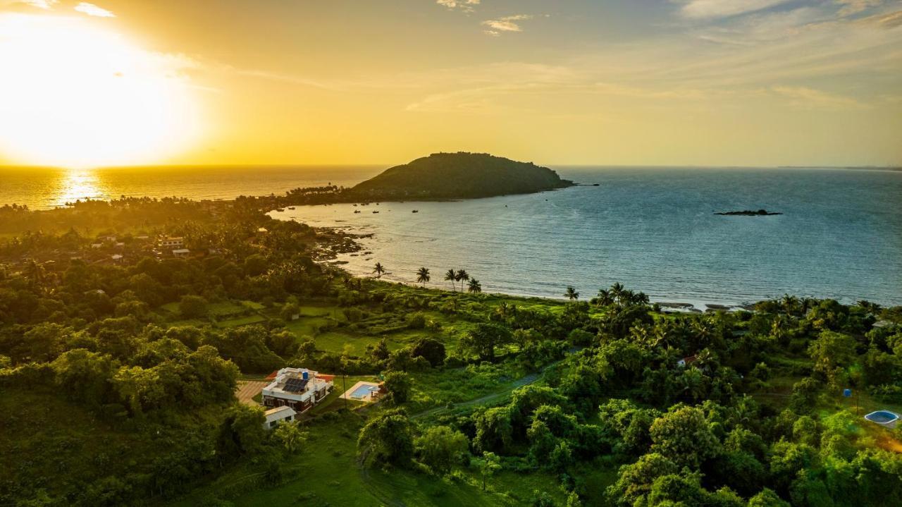 Spicy Mango Ocean Paradise - Luxurious Sea View Villa In Alibaug Christpada Экстерьер фото